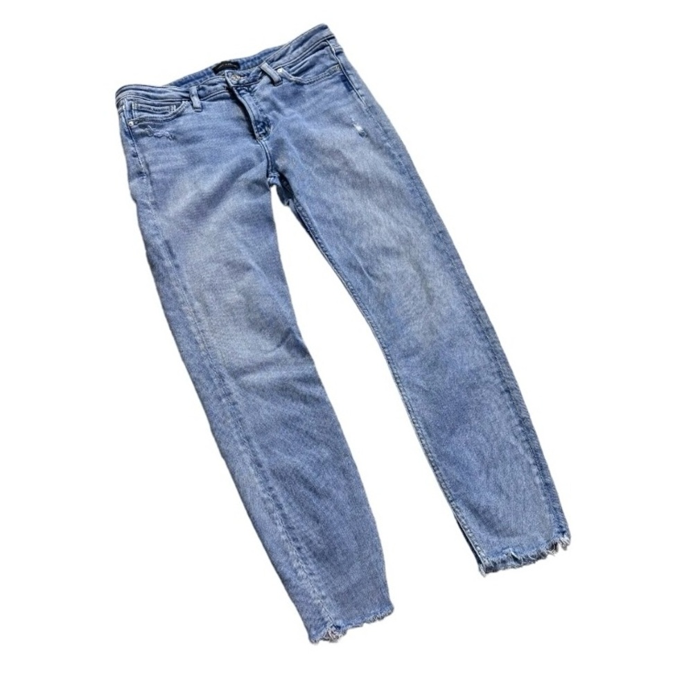 Silver Cropped Light Wash Jeans - Size 31